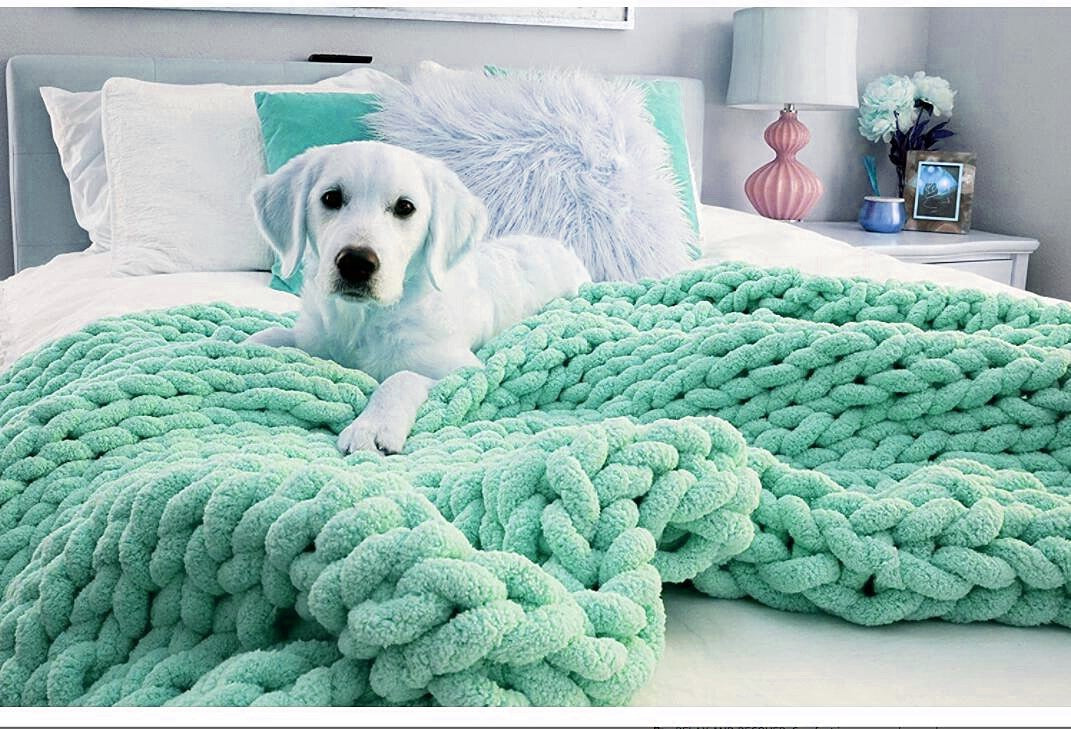 Hand-knitted coarse wool Chenille blanket