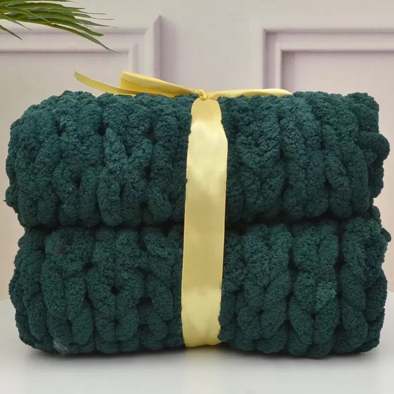 Hand-knitted coarse wool Chenille blanket