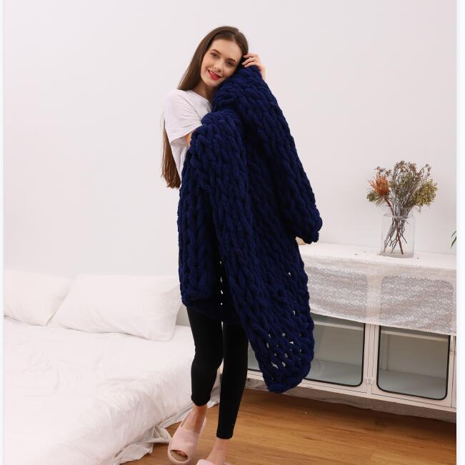 Hand-knitted coarse wool Chenille blanket